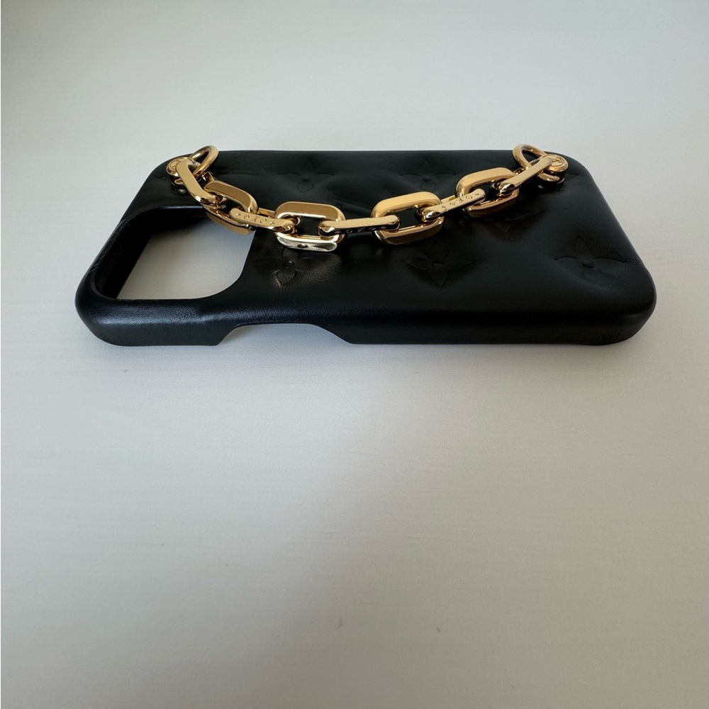 IPHONE CASE - Picture 5 of 8